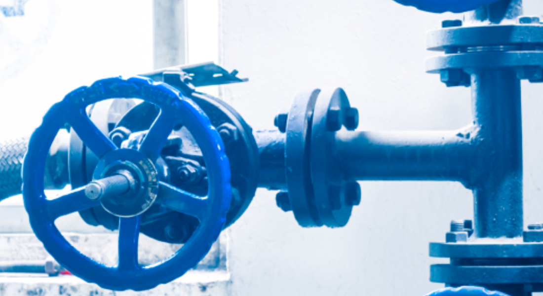 Close-up image of an industrial gate valve used in pipelines.